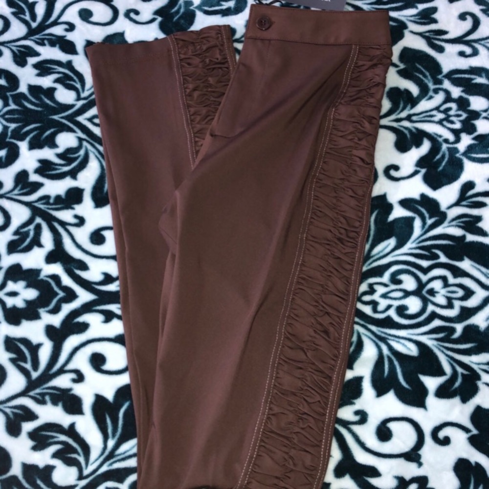 Ruched Side Flared Leggings